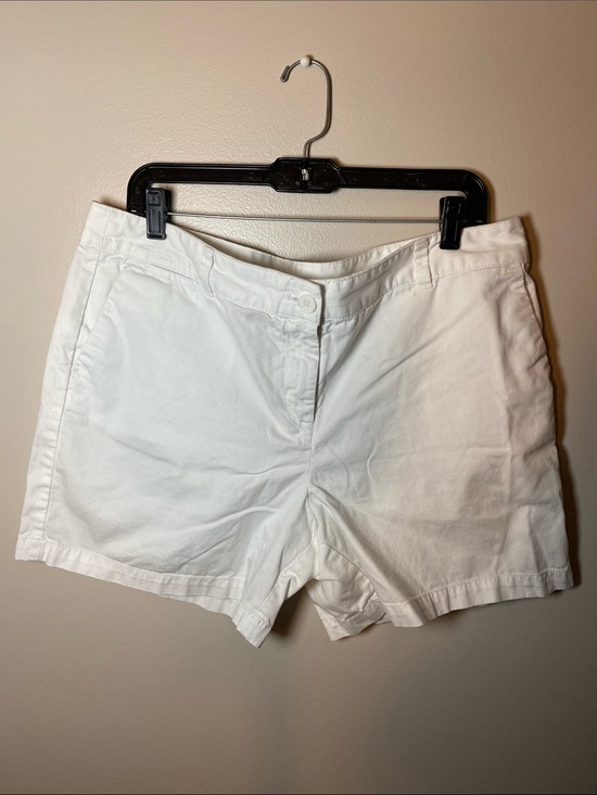 LOFT Pants - LOFT Ann Taylor White Cotton Bermuda Shorts 14